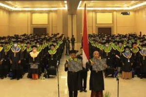 Wisuda ke-5 Unisa.